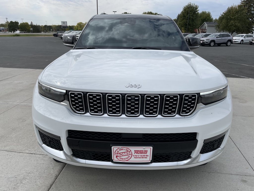 2025 Jeep Grand Cherokee L Summit photo 2