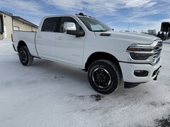 2026 Ram 3500 LARAMIE CREW CAB 4X4 6'4 BOX Pickup