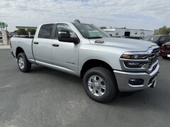 2026 Ram 3500 BIG HORN CREW CAB 4X4 6'4 BOX Pickup