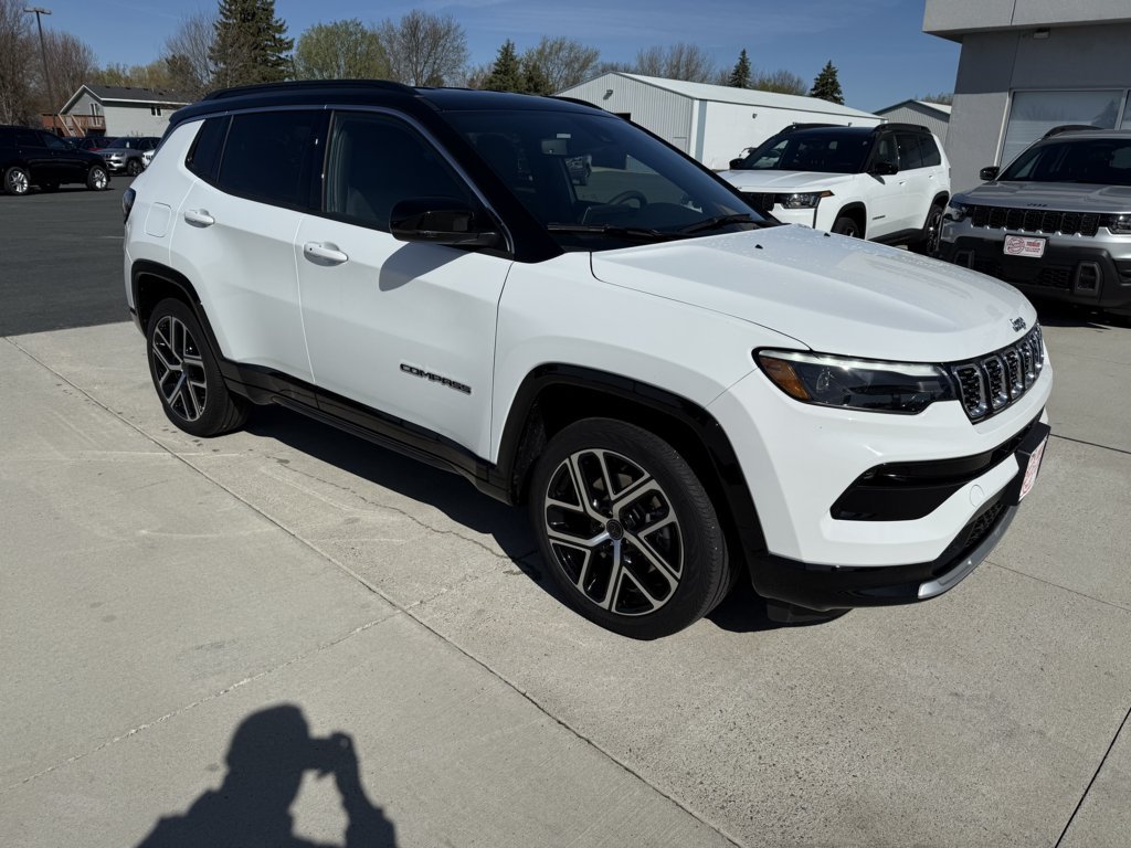 2025 Jeep Compass Limited 4X4's photo