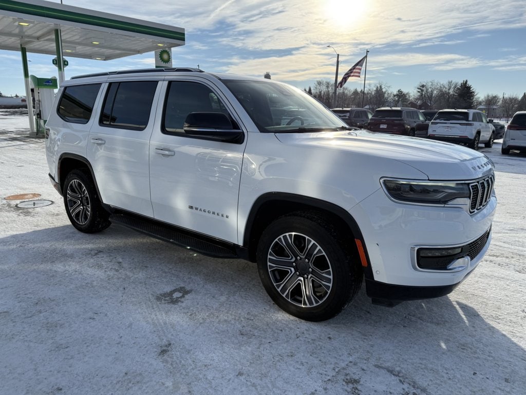 2024 Jeep Wagoneer Series II's photo