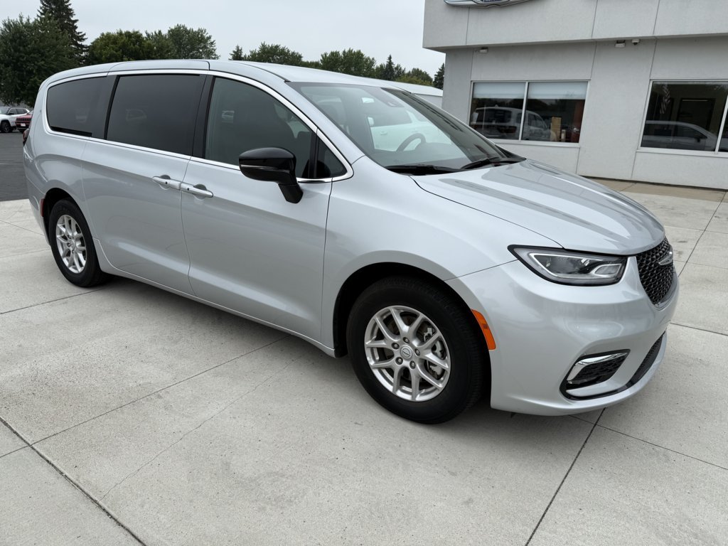 2026 Chrysler Pacifica