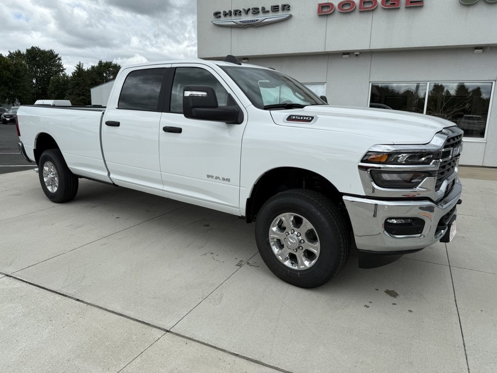 2026 RAM Ram 3500 Pickup Big Horn's photo