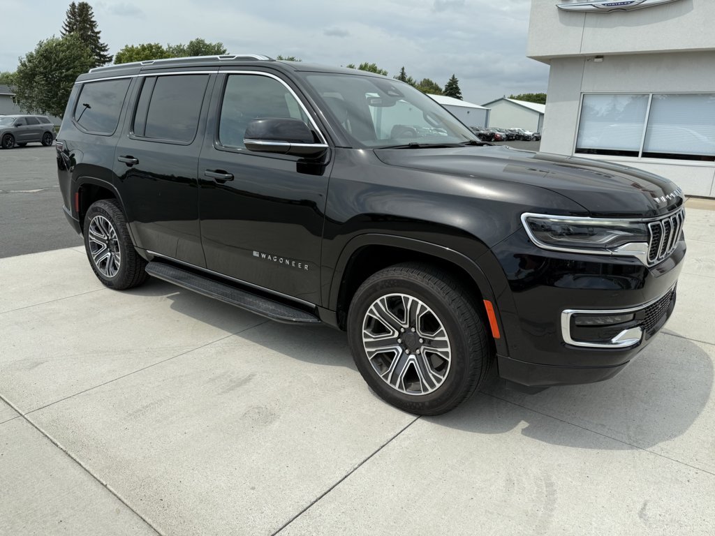 2024 Jeep Wagoneer Series II's photo