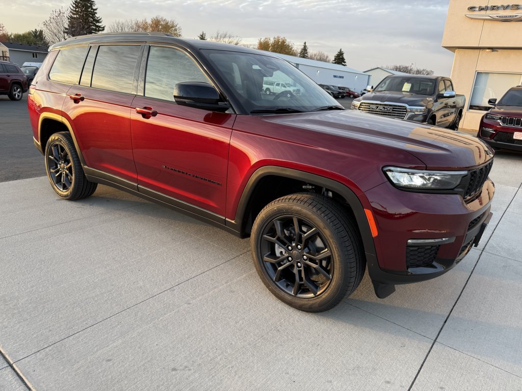 2025 Jeep Grand Cherokee L Limited's photo