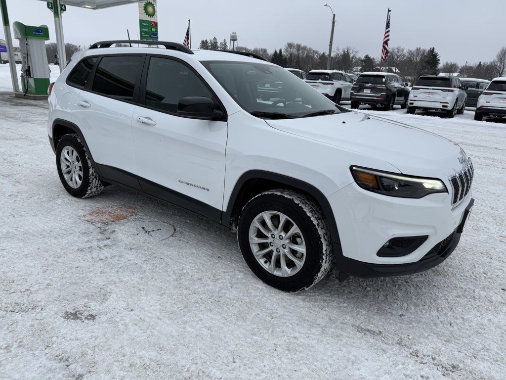2022 Jeep Cherokee Latitude Lux's photo