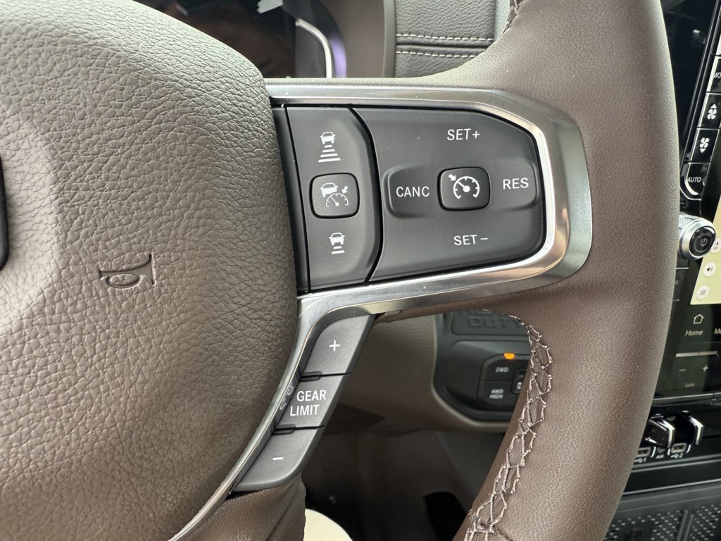 2026 RAM 3500 Laramie - Photo 20