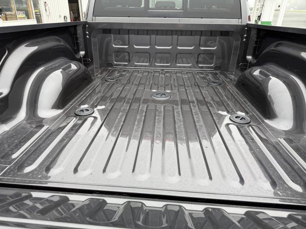 2026 RAM 3500 Laramie - Photo 10