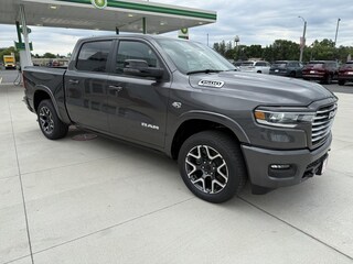 2026 Ram 1500 LARAMIE CREW CAB 4X4 5'7 BOX Pickup