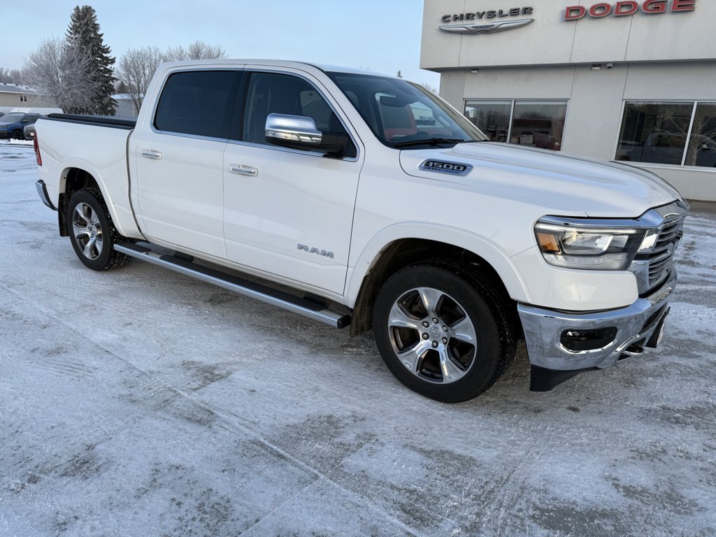 2022 RAM 1500 Laramie 4x4 Crew Cab 5'7's photo