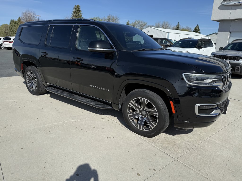 2023 Jeep Wagoneer L Series II 4WD's photo