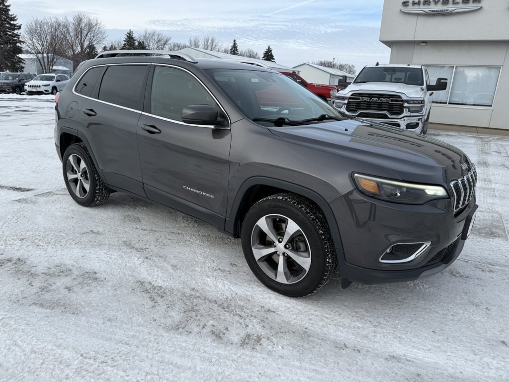 2019 Jeep Cherokee Limited's photo
