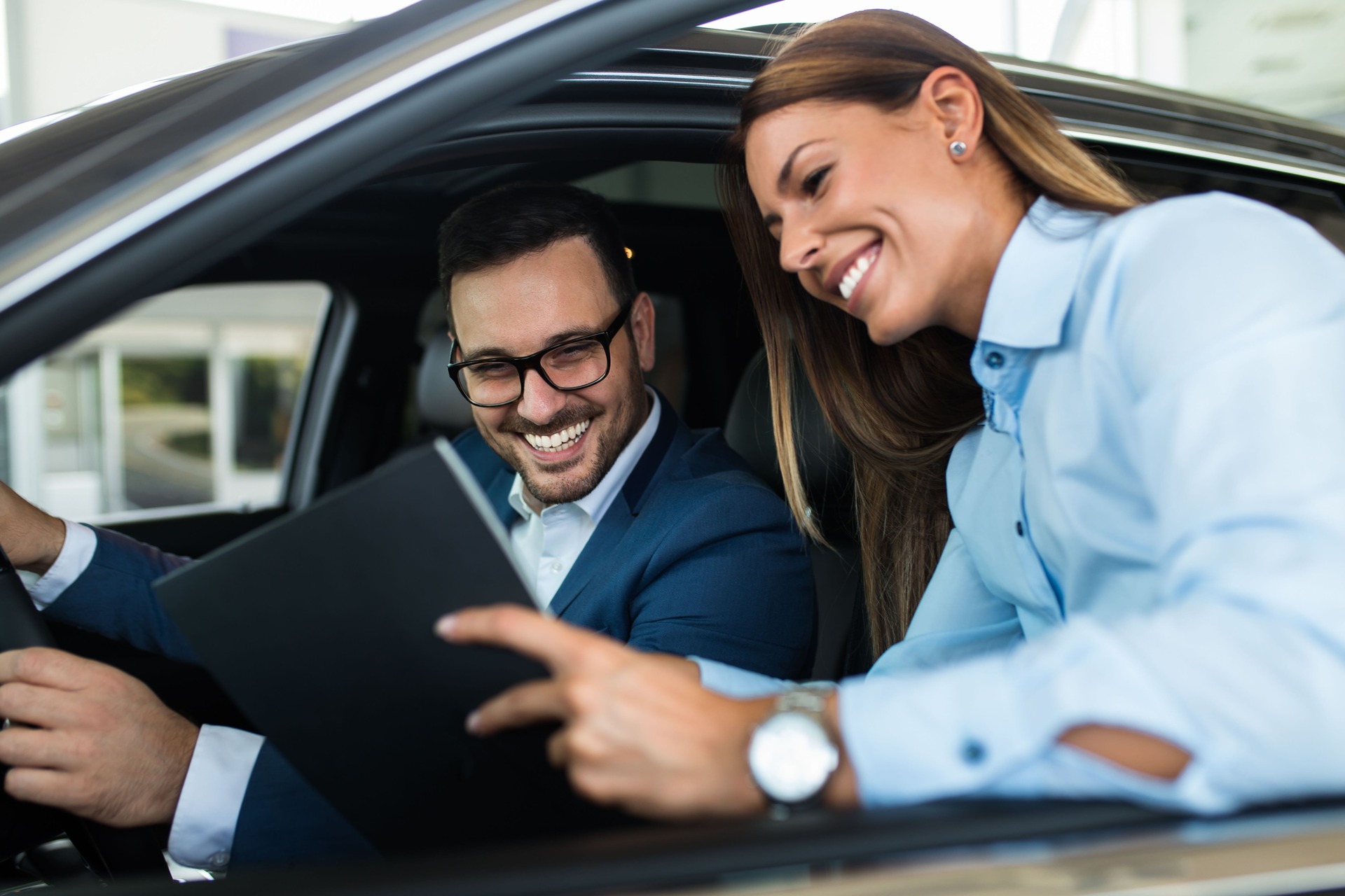 General_Dealership_Customer-SalesRep-Talking_1.jpg