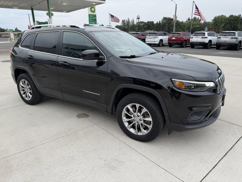 Used 2019 Jeep Cherokee Latitude Plus with VIN 1C4PJMLX1KD267350 for sale in Kimball, Minnesota