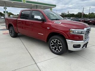 2026 Ram 1500 LARAMIE CREW CAB 4X4 5'7 BOX Pickup
