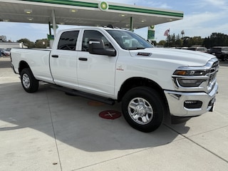 2026 Ram 3500 TRADESMAN CREW CAB 4X4 8' BOX Pickup