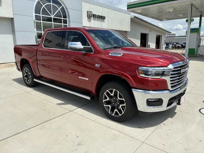 2026 Ram 1500 LARAMIE CREW CAB 4X4 5'7 BOX Pickup