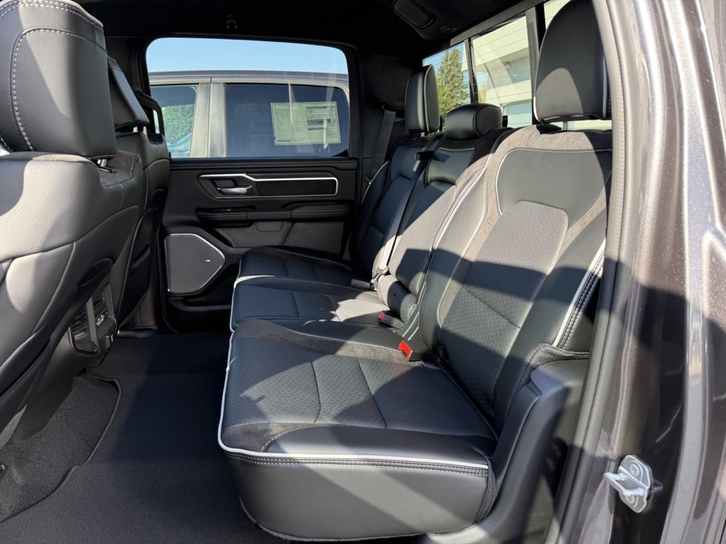 2026 RAM 1500 Laramie - Photo 13