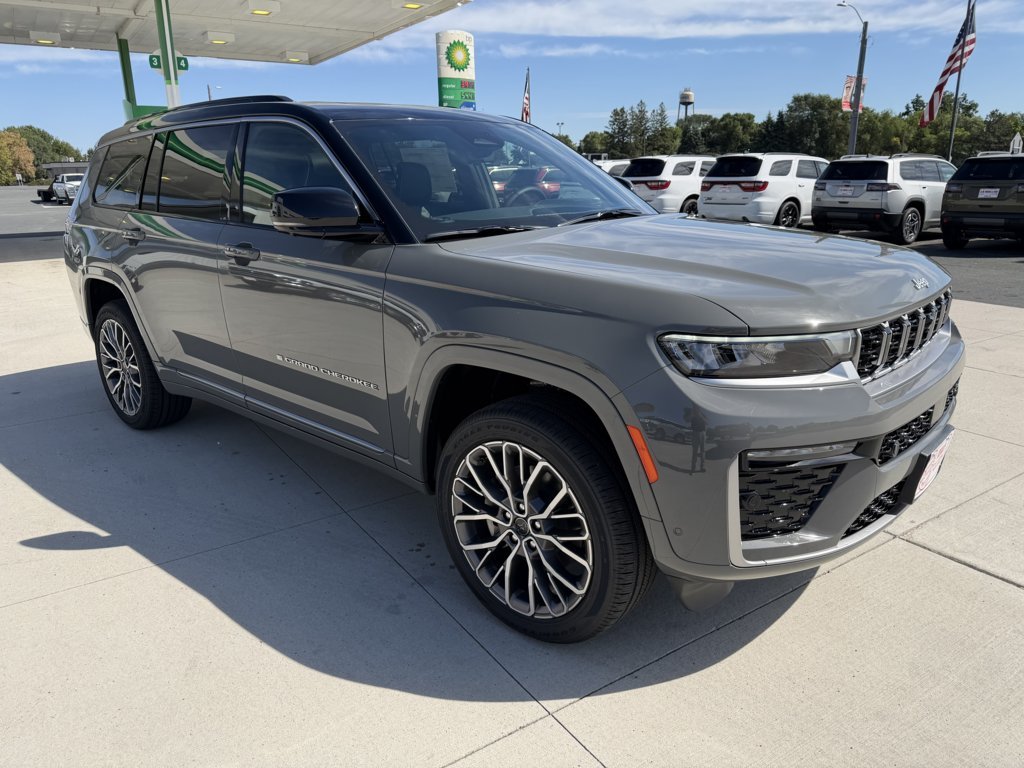 2027 Jeep Grand Cherokee L