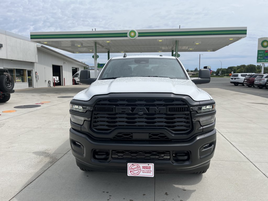 2026 Ram 3500 Tradesman photo 2