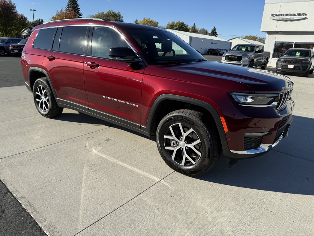 2025 Jeep Grand Cherokee L Limited's photo