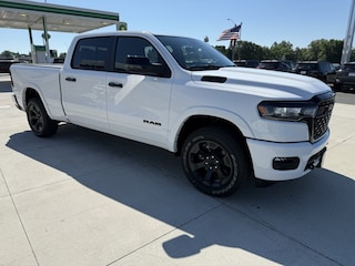 2026 Ram 1500 BIG HORN CREW CAB 4X4 6'4 BOX Pickup