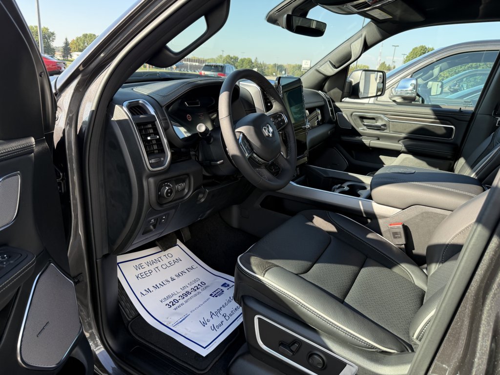2026 RAM 1500 Laramie - Photo 10