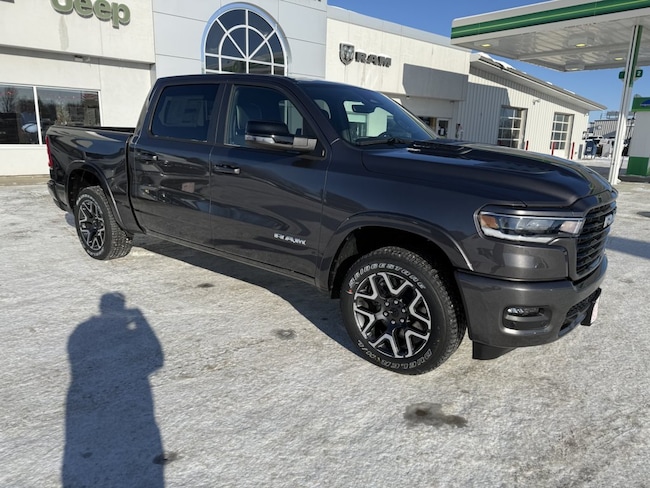 2026 Ram 1500 LARAMIE CREW CAB 4X4 5'7 BOX Pickup
