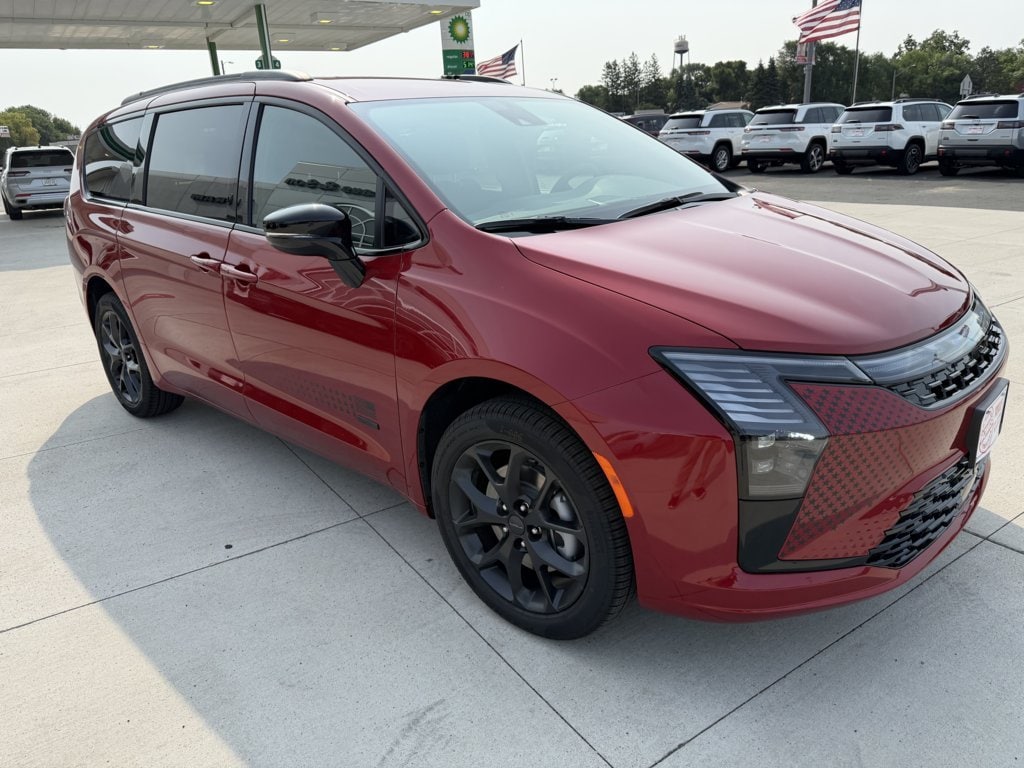 2027 Chrysler Pacifica