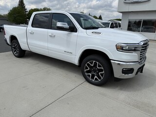 2026 Ram 1500 LARAMIE CREW CAB 4X4 6'4 BOX Pickup