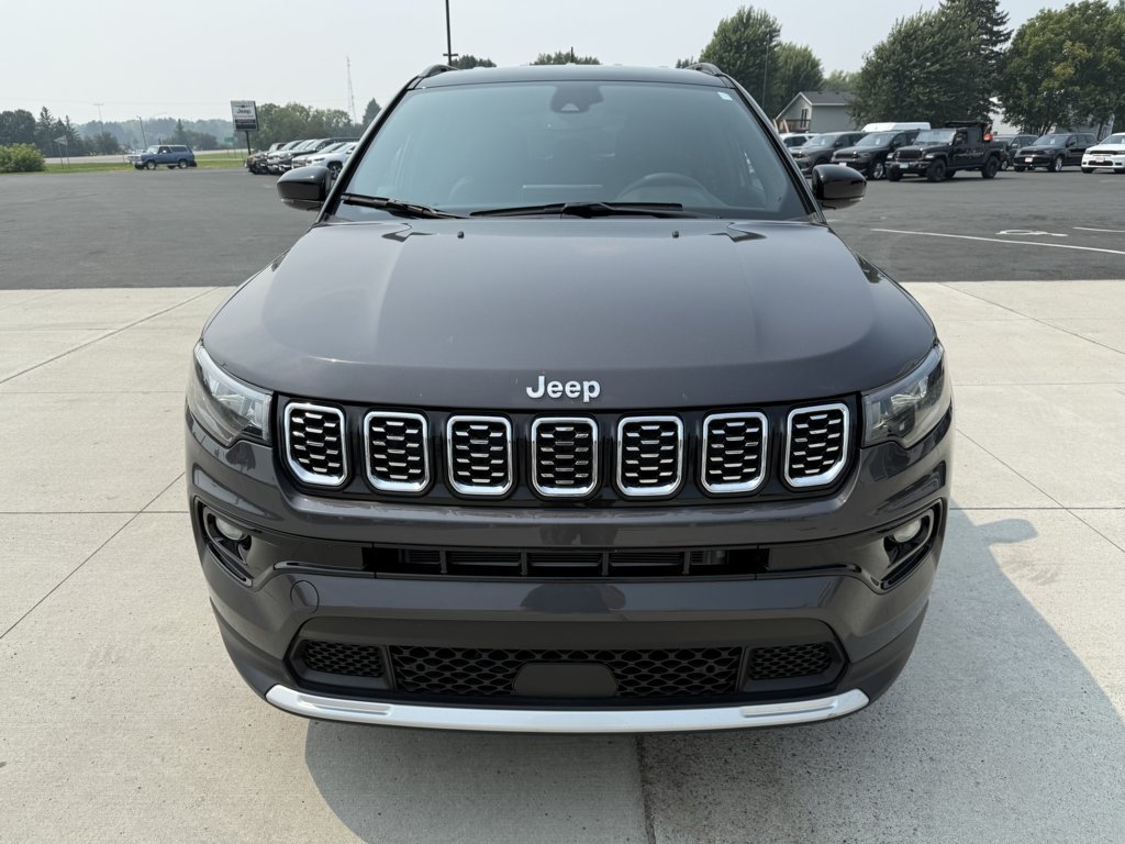 2024 Jeep Compass Limited photo 2