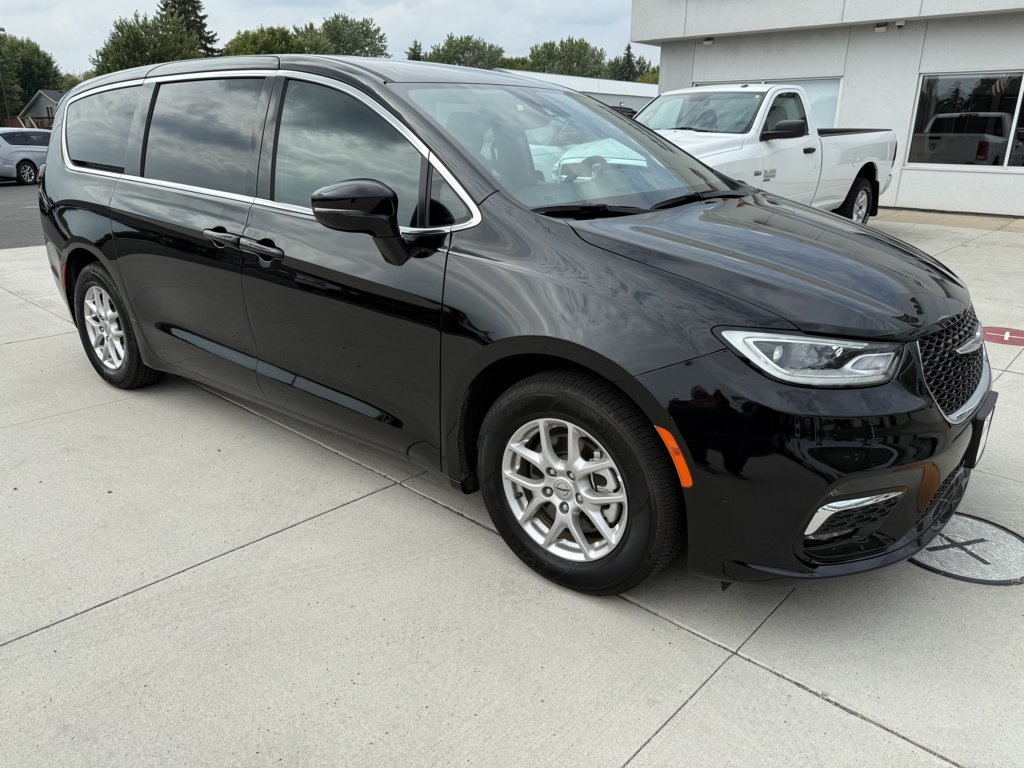 2025 Chrysler Pacifica
