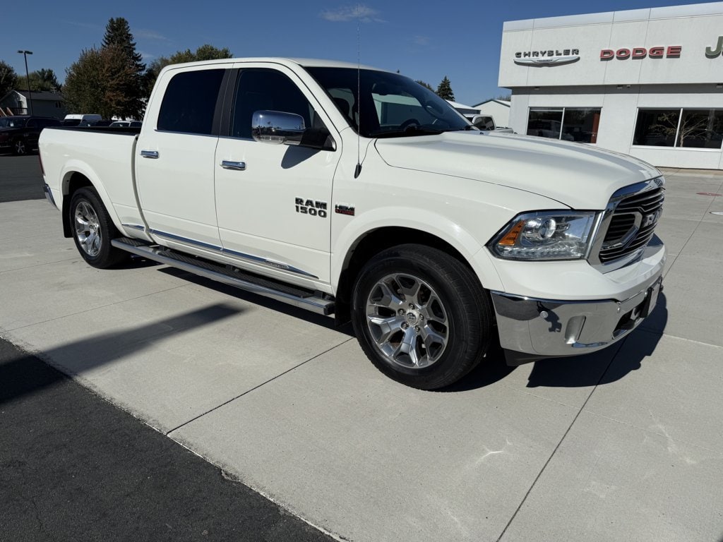 2017 RAM Ram 1500 Pickup Laramie Limited's photo