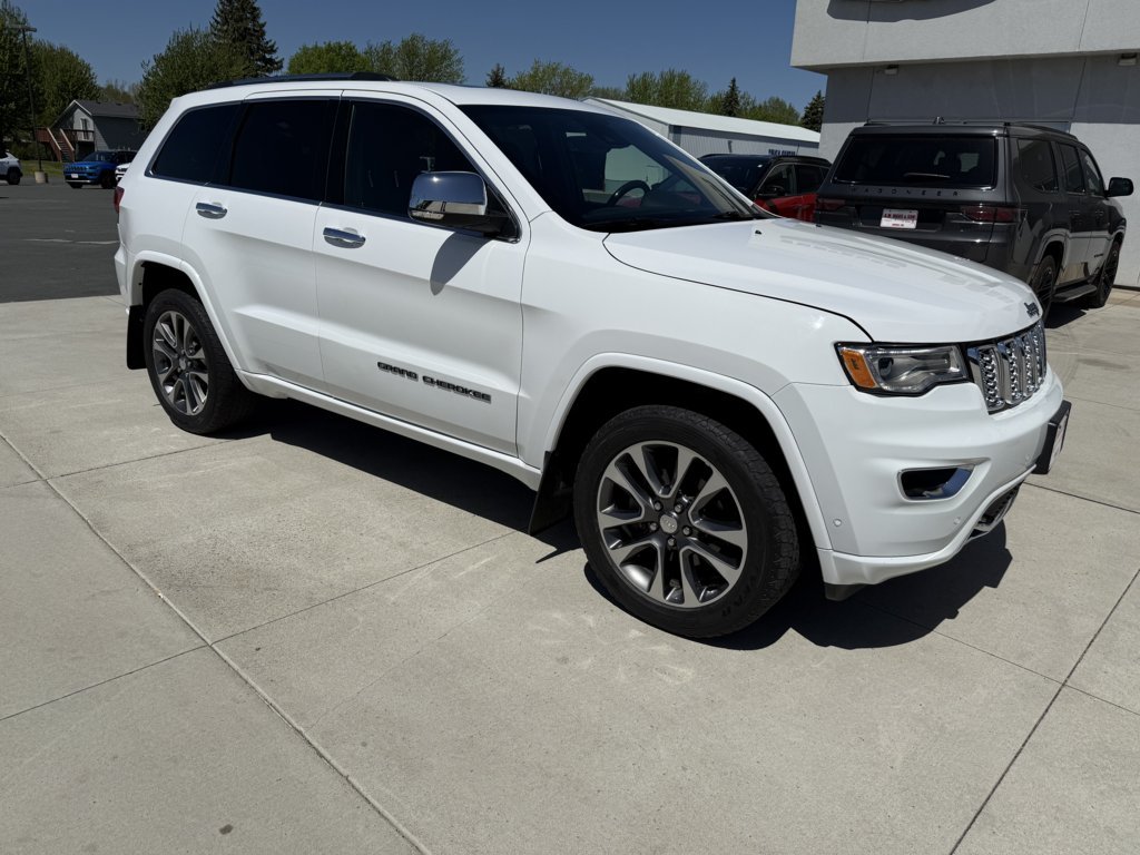 2018 Jeep Grand Cherokee Overland 4WD's photo