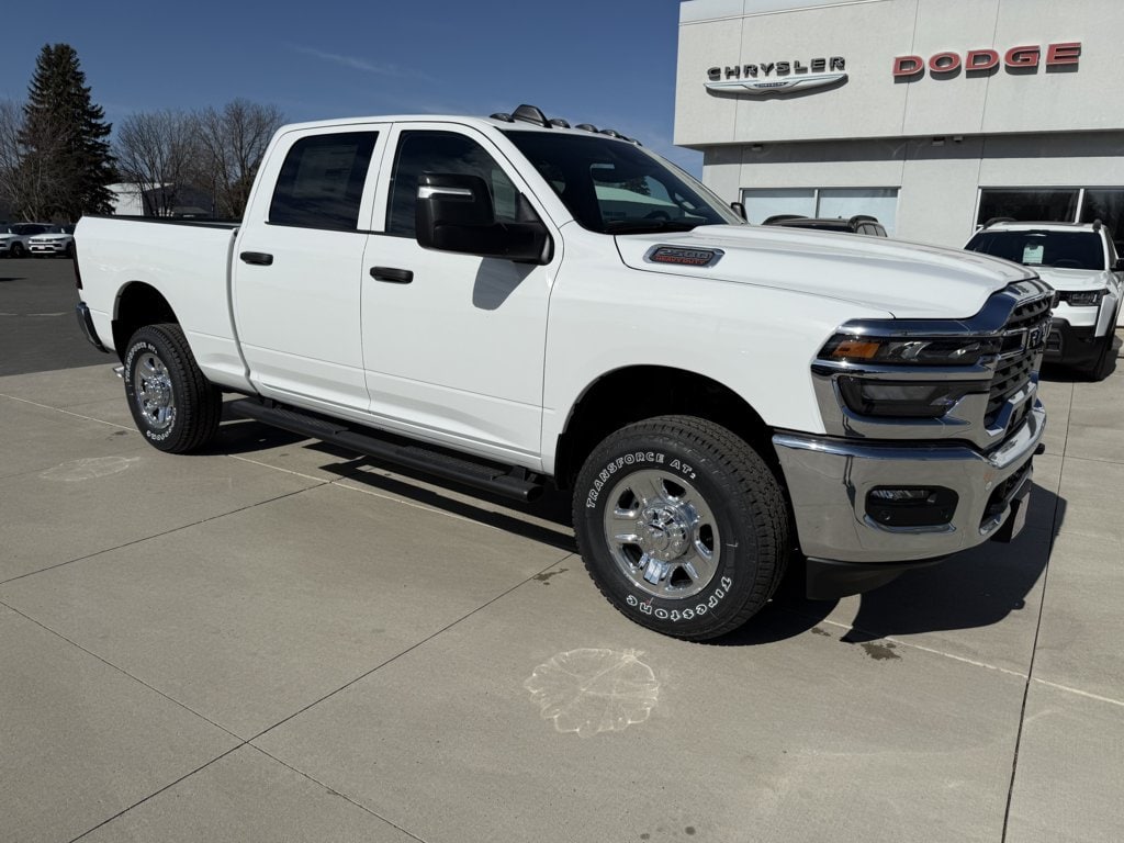 2026 RAM 2500 Tradesman 4X4 Crew Cab SWB's photo