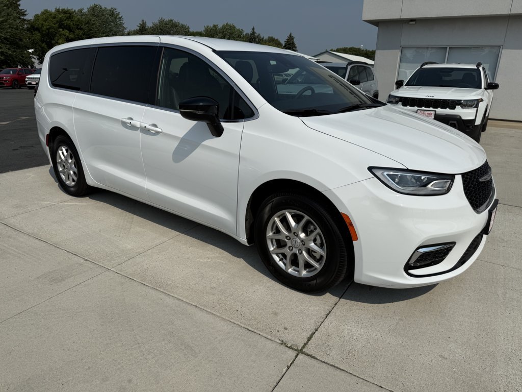 2026 Chrysler Pacifica