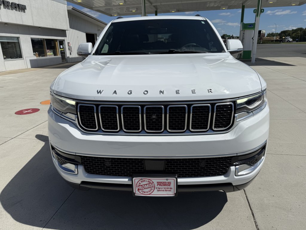 2022 Jeep Wagoneer Series I photo 2