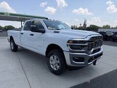 2026 Ram 3500 BIG HORN CREW CAB 4X4 8' BOX Pickup