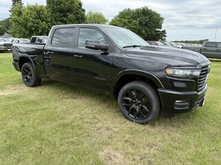 2026 Ram 1500 LARAMIE CREW CAB 4X4 6'4 BOX Pickup