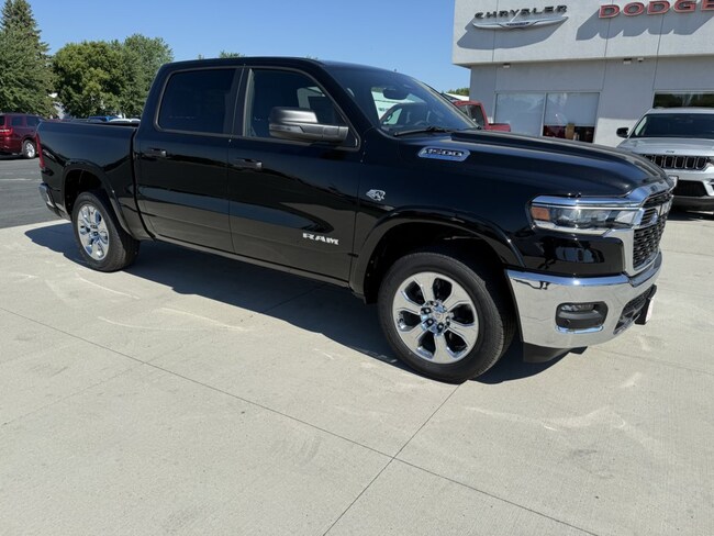 2026 Ram 1500 BIG HORN CREW CAB 4X4 5'7 BOX Pickup