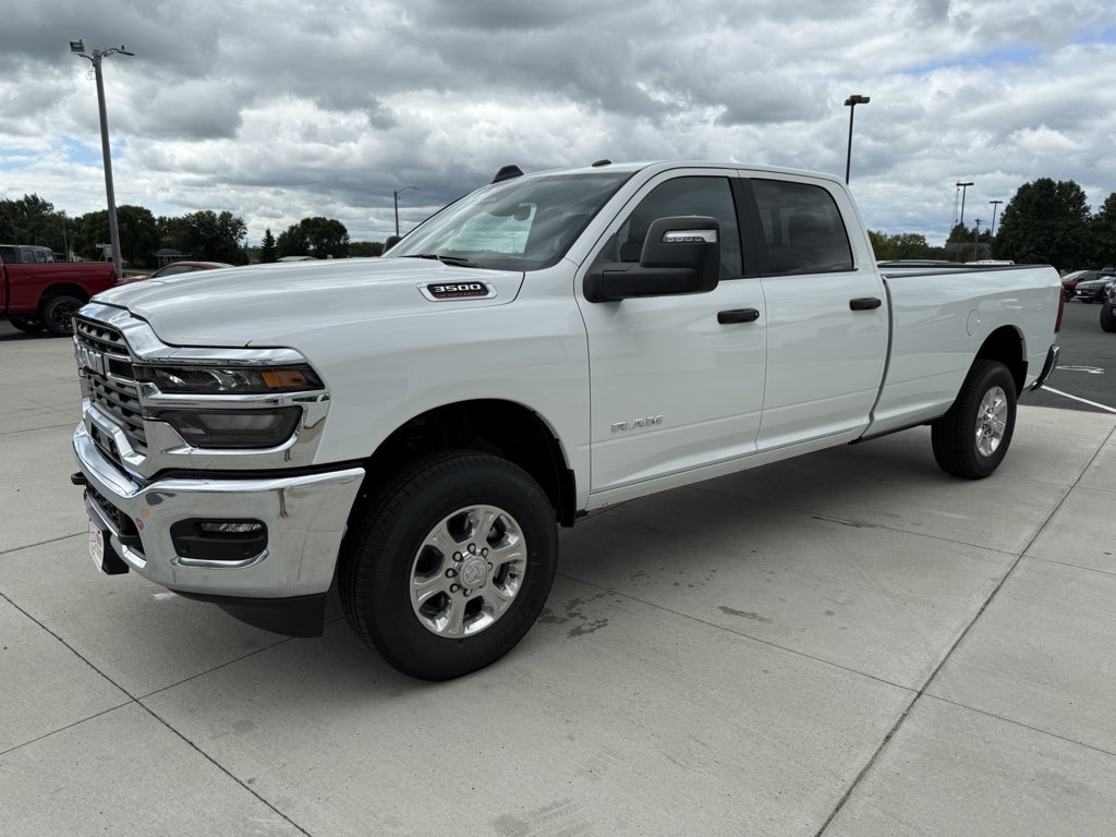 2026 Ram 3500 Big Horn photo 3