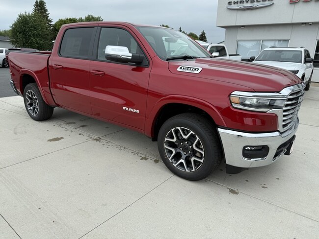 2026 Ram 1500 LARAMIE CREW CAB 4X4 5'7 BOX Pickup