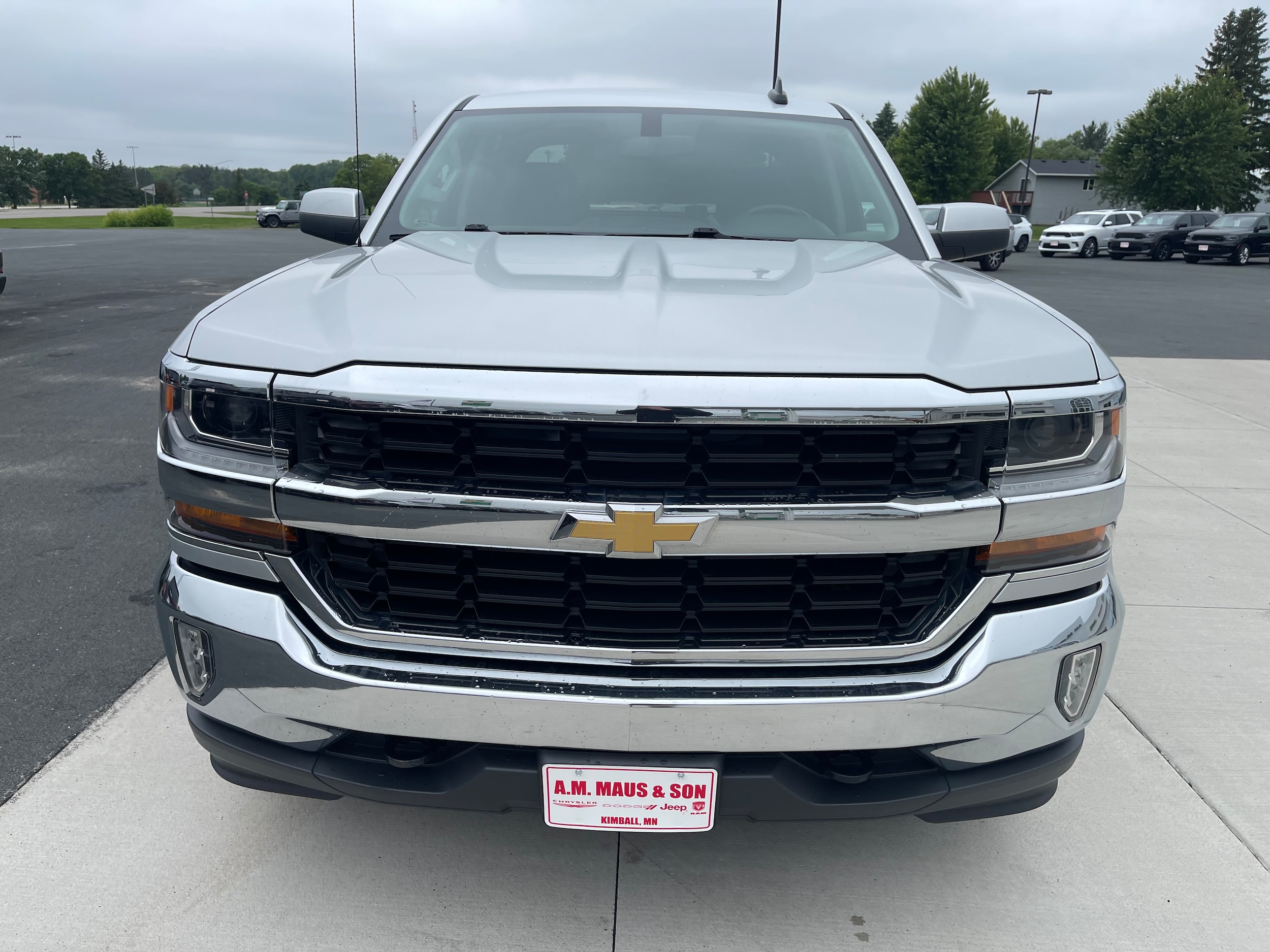 Used 2016 Chevrolet Silverado 1500 LT with VIN 3GCUKRECXGG117903 for sale in Kimball, Minnesota