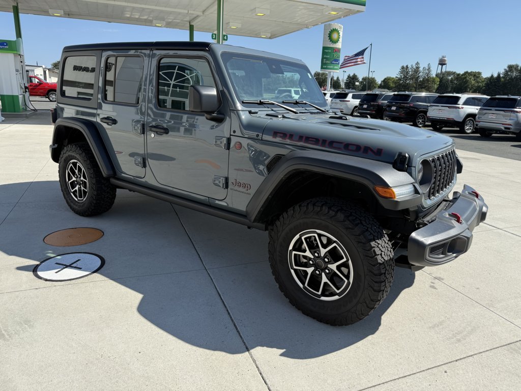 2024 Jeep Wrangler 4-Door Rubicon's photo
