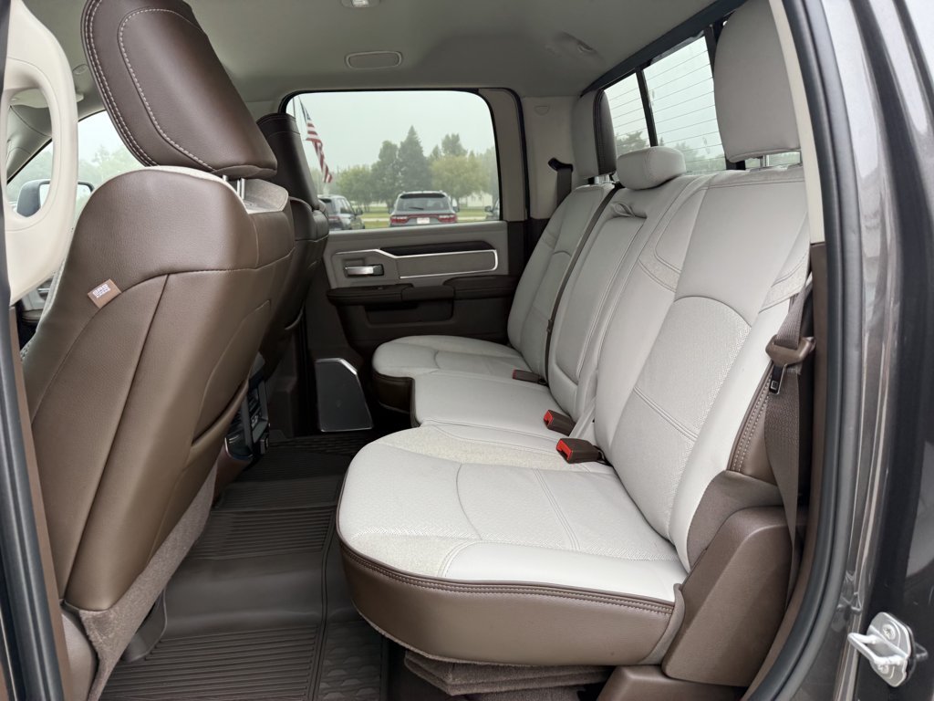 2026 RAM 3500 Laramie - Photo 14
