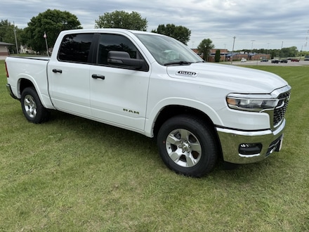 2026 Ram 1500 BIG HORN CREW CAB 4X4 5'7 BOX Pickup