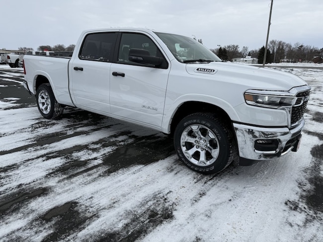 2026 Ram 1500 BIG HORN CREW CAB 4X4 6'4 BOX Pickup
