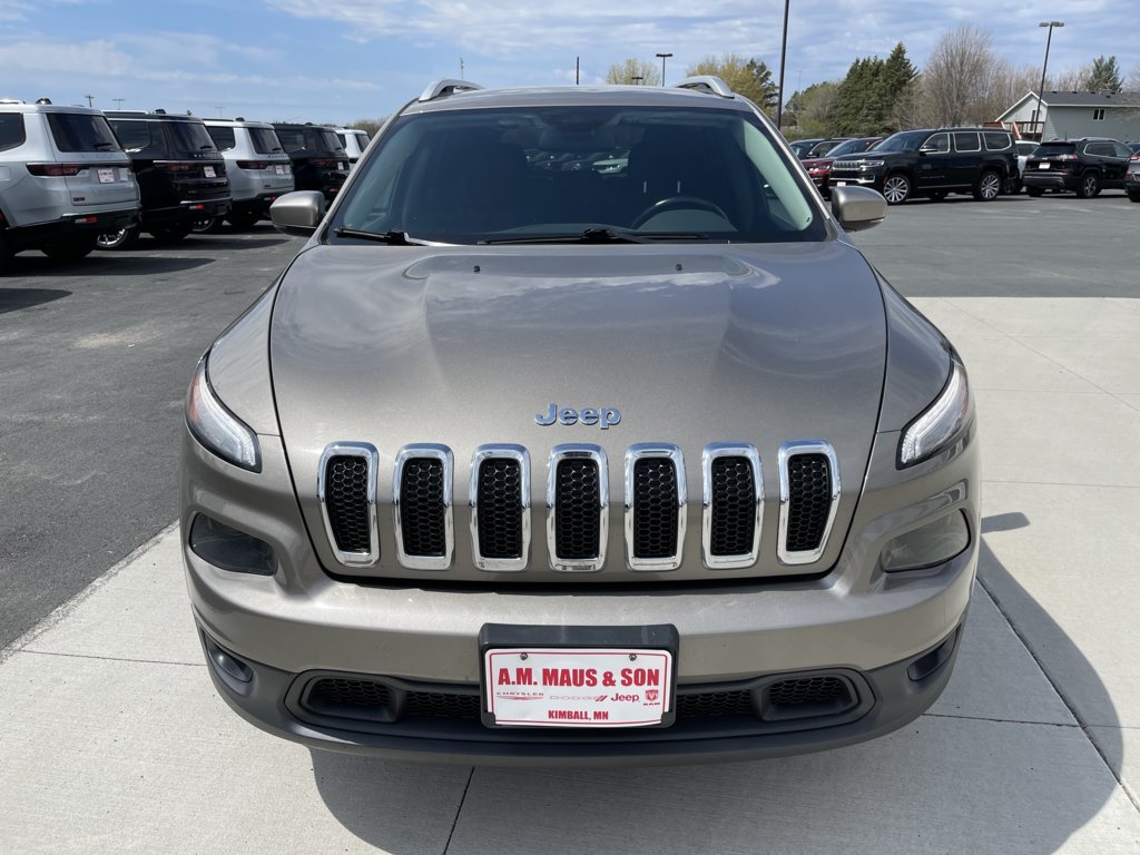 Used 2016 Jeep Cherokee Latitude with VIN 1C4PJMCS7GW282824 for sale in Kimball, Minnesota