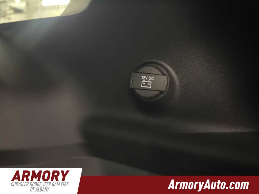 Thumbnail: 2026 Jeep Cherokee - 32