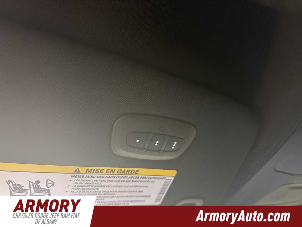 Thumbnail: 2026 Chrysler Pacifica - 24